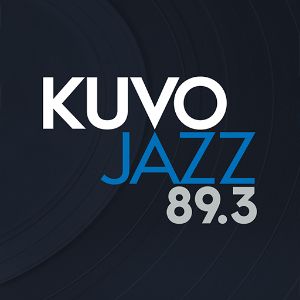 Logotipo de la emisora ​​de radio KUVO Jazz 89.3 FM